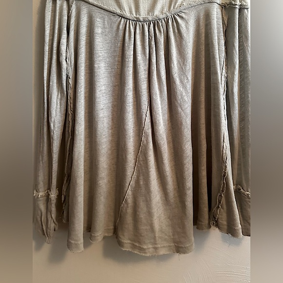 EUC~We The Free Long Sleeve Top - Picture 5 of 9